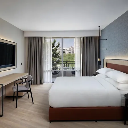 Four Points By Sheraton Sunny 4*